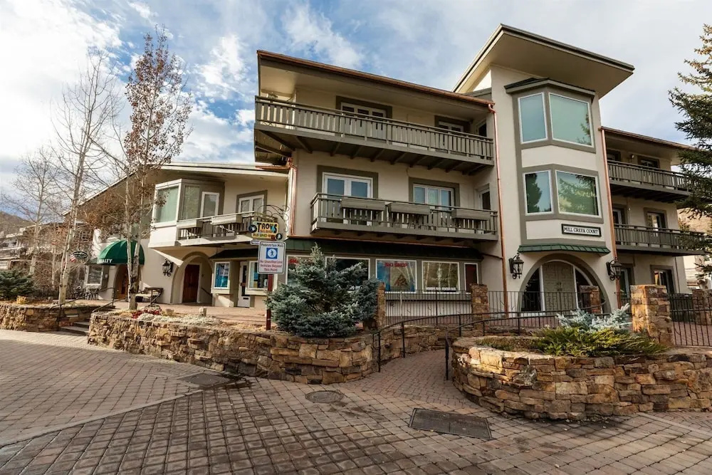 3 Bedroom Condo in the Heart of Vail Village - 5 min Walk to Gondola 1