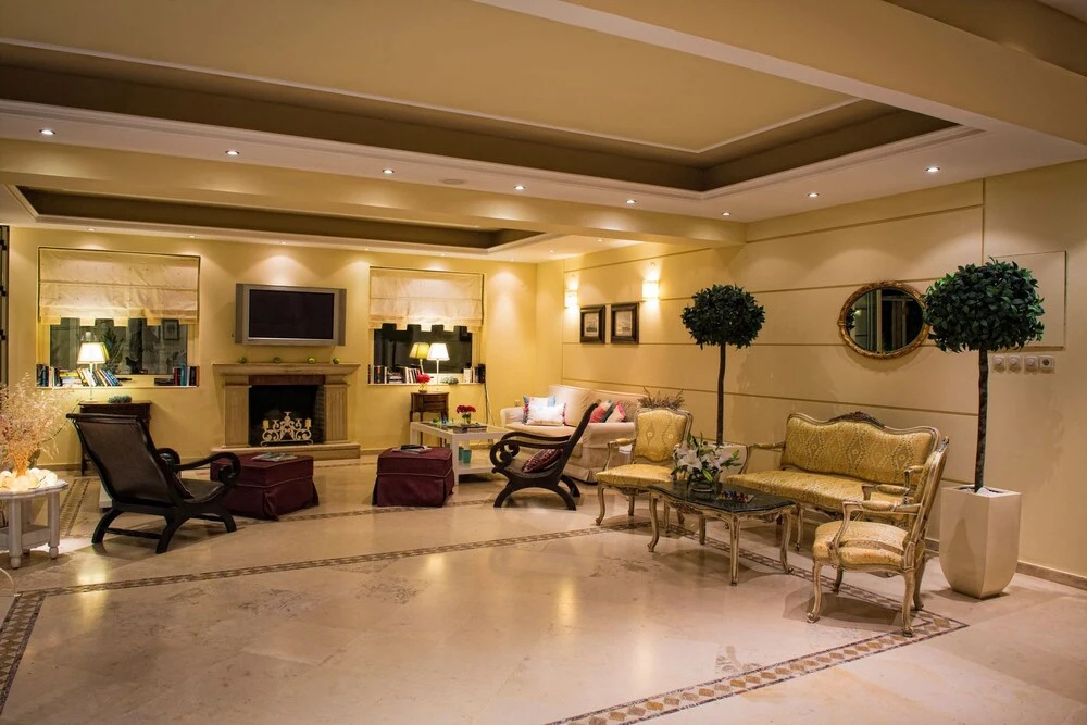 Lobby & Reception