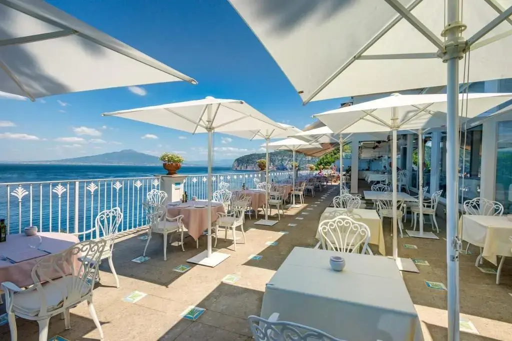 Grand Hotel Riviera - Général