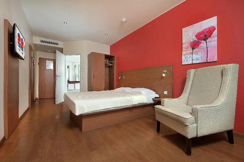 Leonardo Hotel Salzburg Airport - Chambres