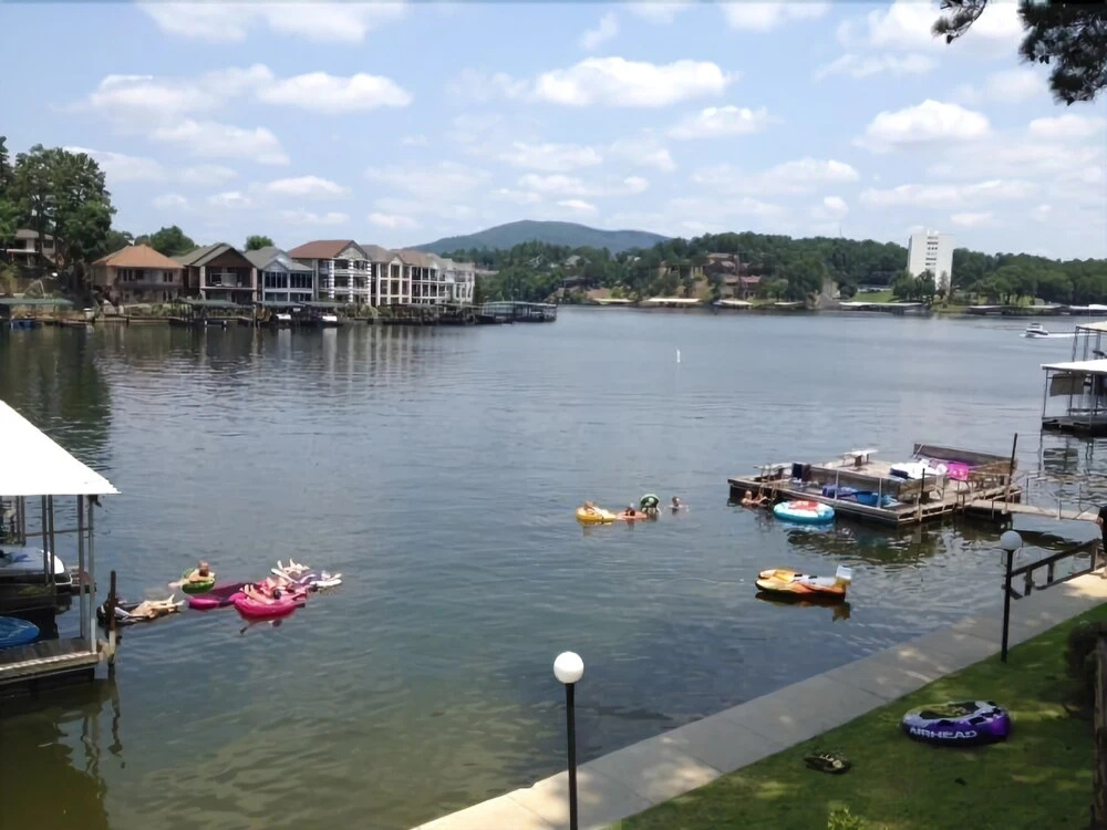 Beach & Waterfront