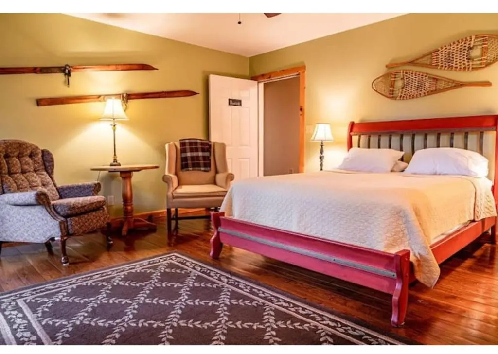 Standard Double room (full double bed)