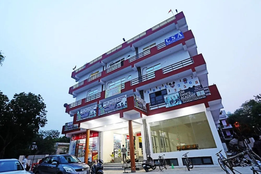 Oyo 40002 Home Feeling Accommodation