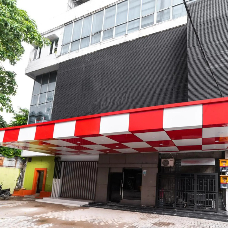 Glamour Hotel and Spa