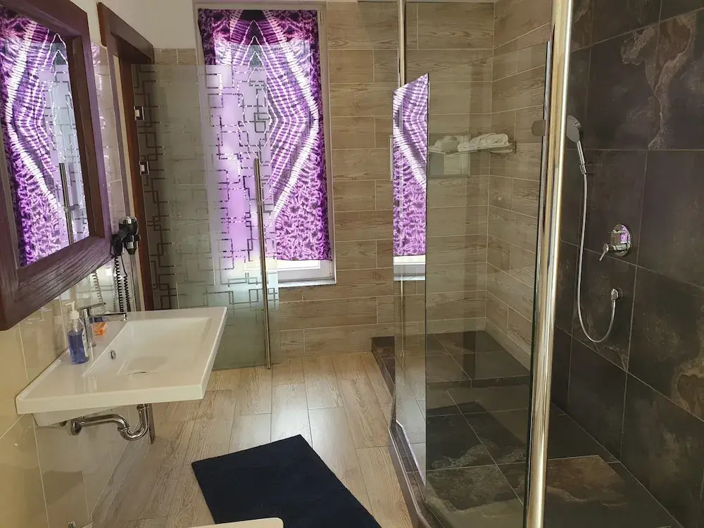 Family Suite with partial ocean view