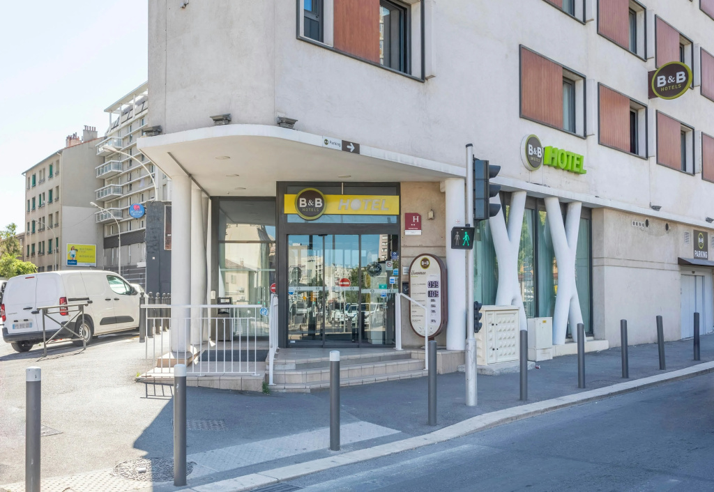 B&B HOTEL Marseille La Timone