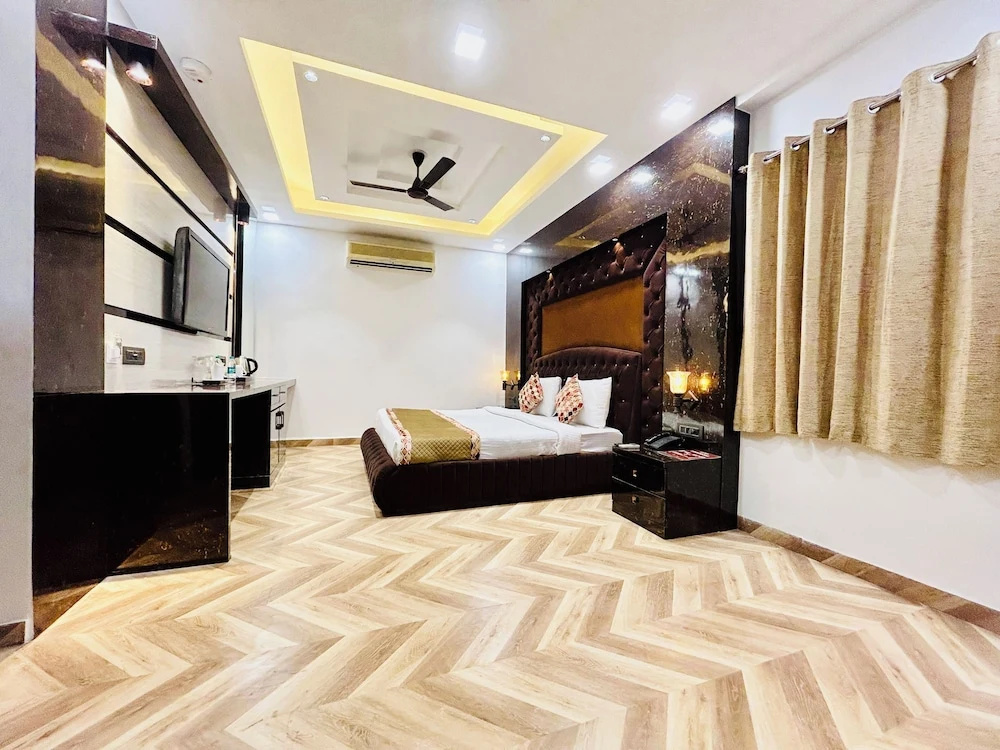 Superior Suite