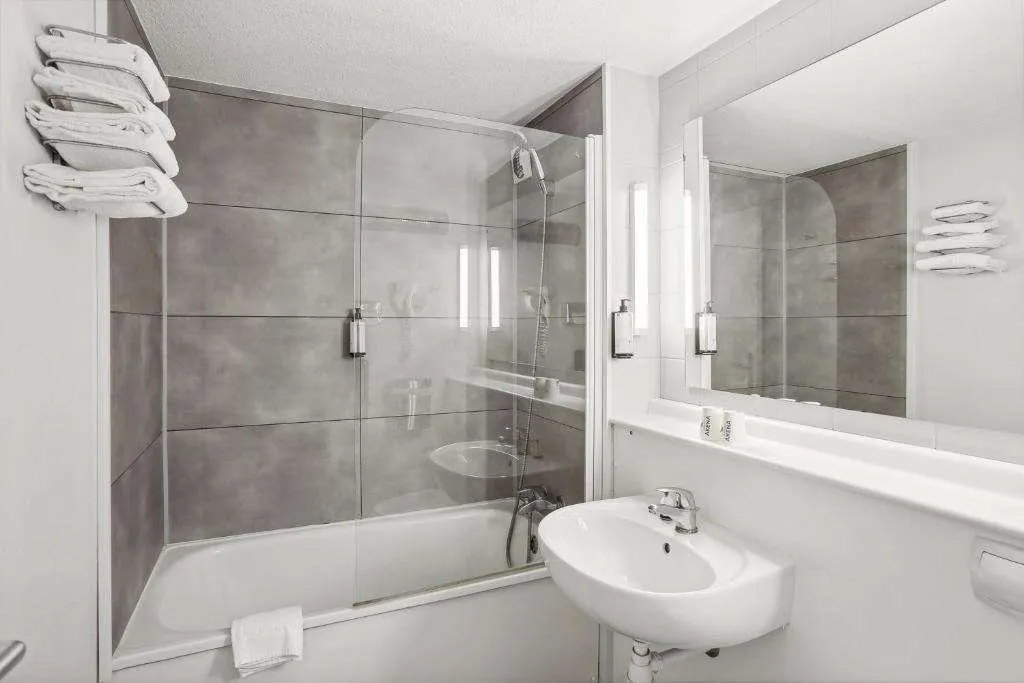 Le 2 by HOTEL AKENA LA FERTE BERNARD - Général