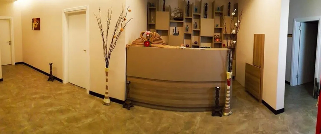 Lobby & Reception