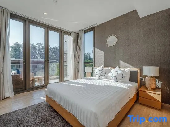 Baan Mai Khao, Luxury Beachfront Duplex 2 BR Residence