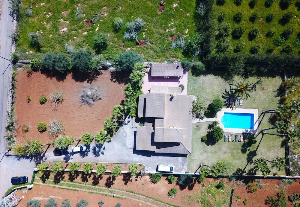 Son Duri House With Pool