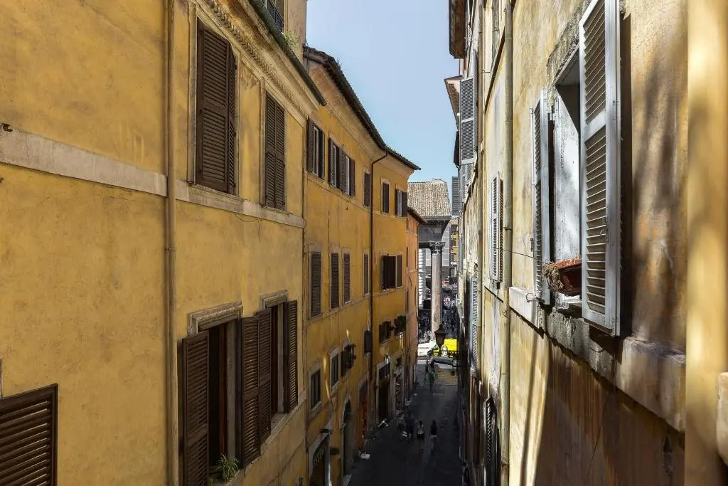 Pantheon Apartments