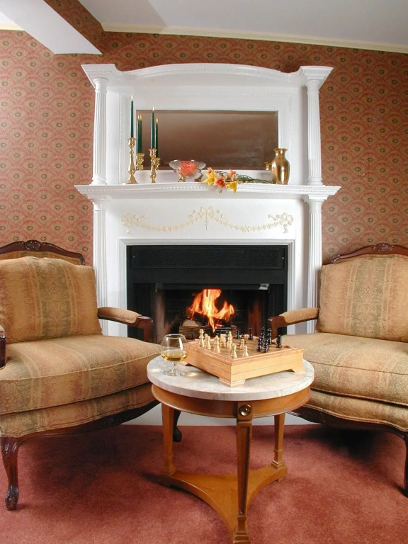 The Manor On Golden Pond - Général