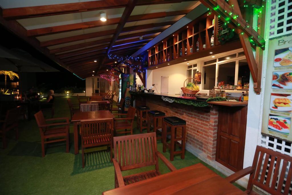 Refresh Hotel