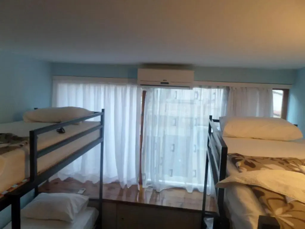 Economy room