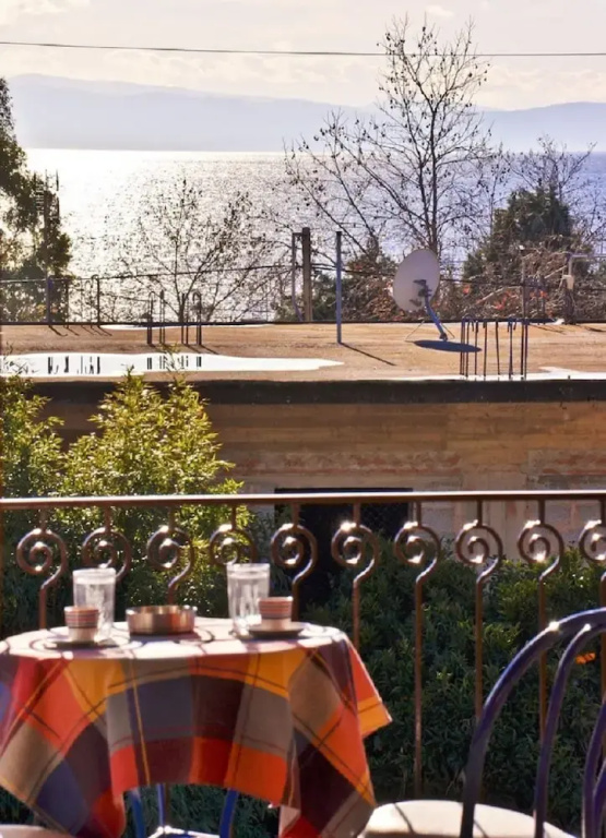 Studio with partial sea view