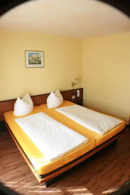Hotel Rebstock - Chambres