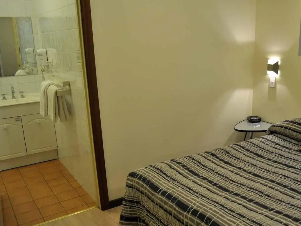 雙人房，兩房間