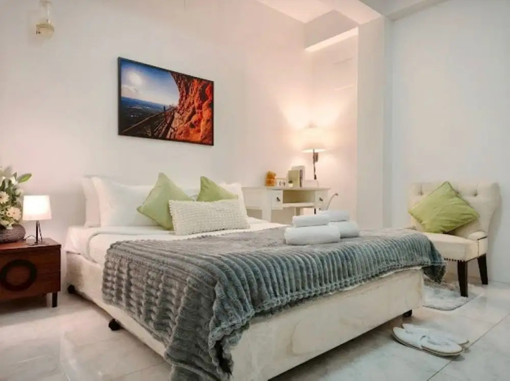 Xin Hotel at Udomsuk 25