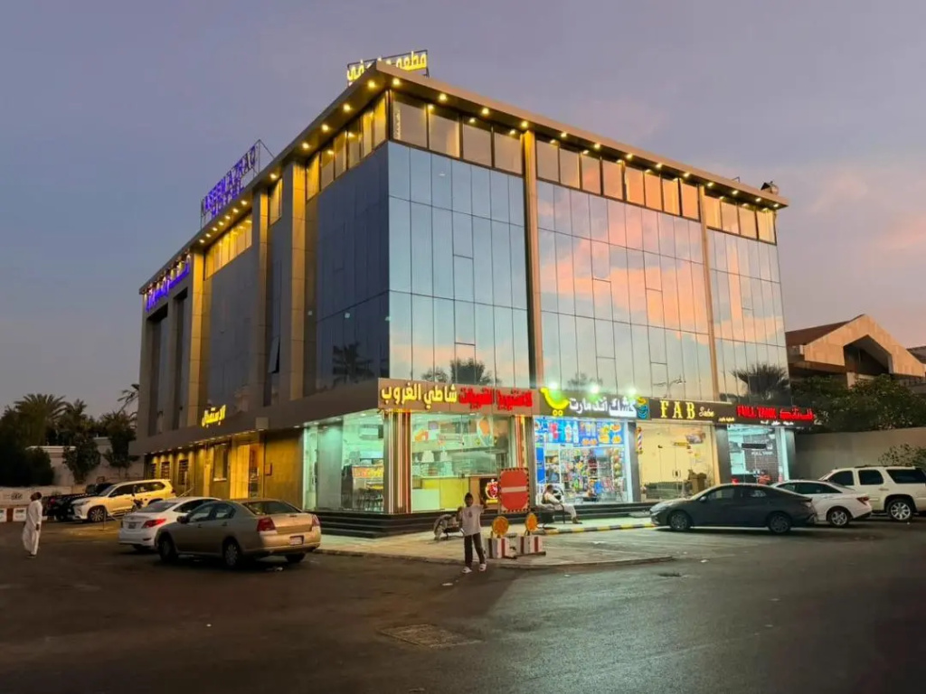 Blue Breeze Hotel