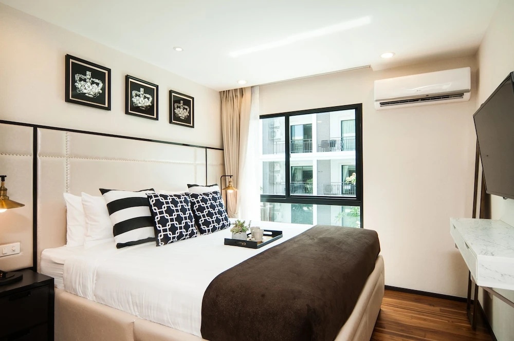 Люкс Comfort c 1 комнатой с балконом и с красивым видом из окна в The Title KR Beach Condotel Rawai Phuket