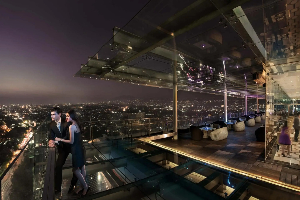 The Trans Luxury Hotel - фото 36