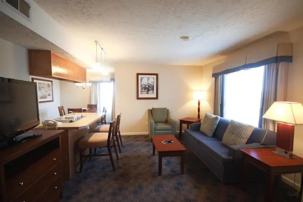 2 Bedrooms Suite