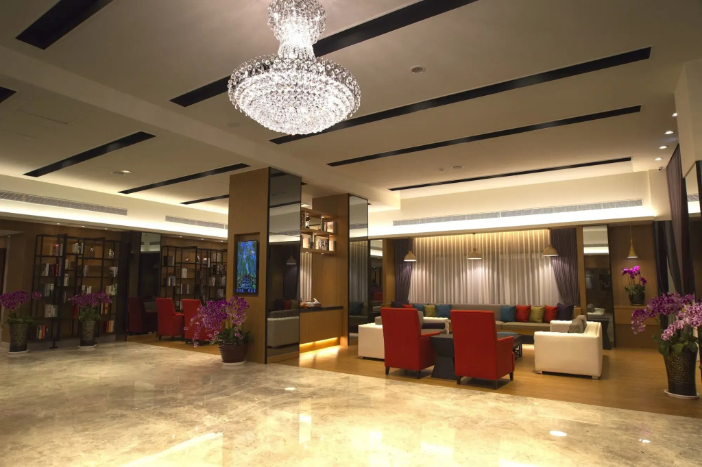 Lobby & Reception