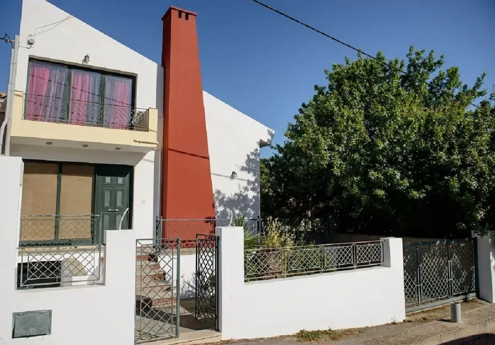 Elies Villa