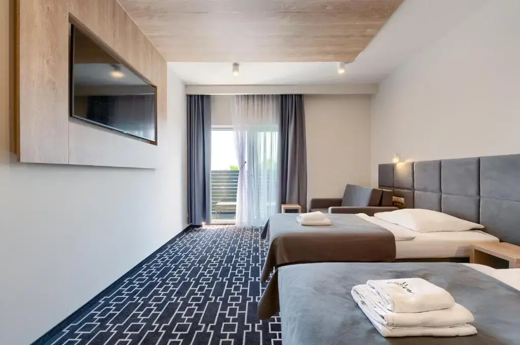 Standard Double room with balcony (twin beds)