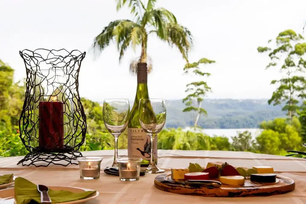 雙人木屋，配有雙人床