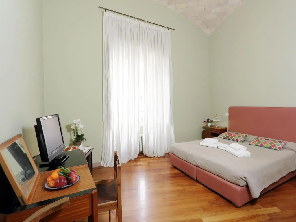 Superior Double room (full double bed)
