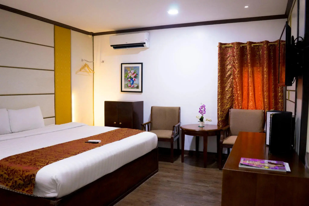 Economy room