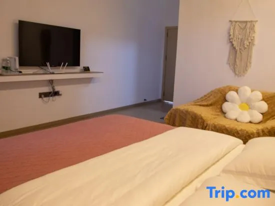 Standard Double room with balcony and with sea view (full double bed)
