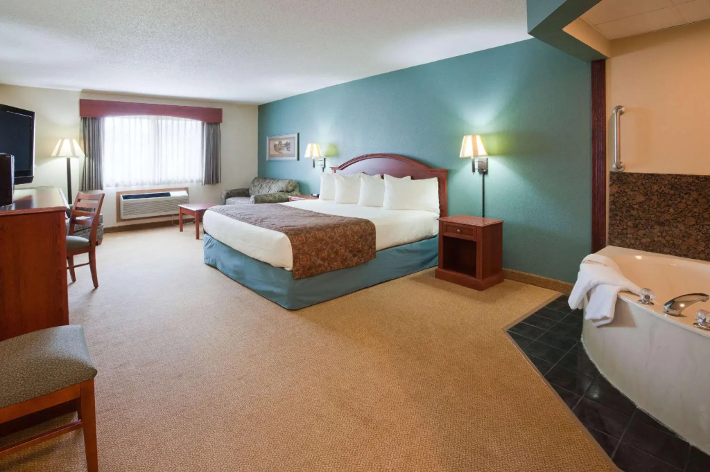 Double Suite (full double bed)