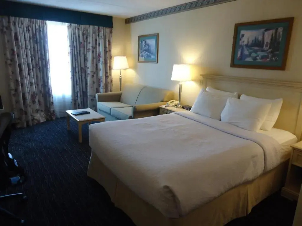 Ramada by Wyndham Trenton - Chambres