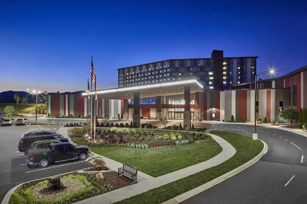 Harrah's Cherokee Valley River – A Caesars Rewards Destination