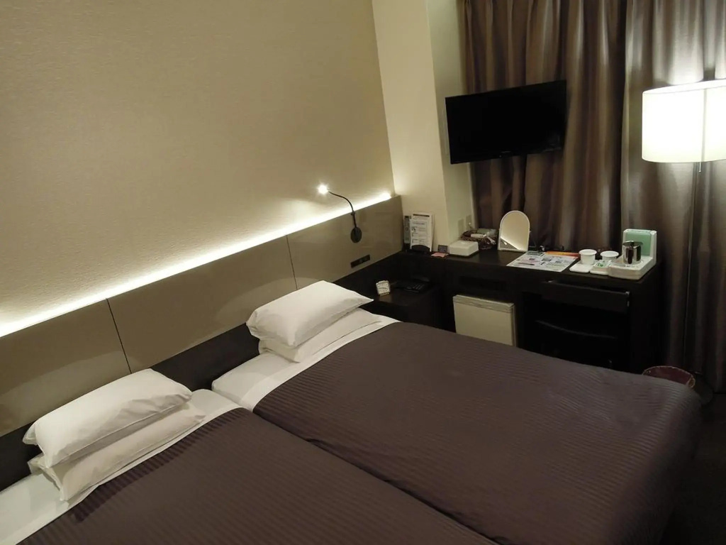 Standard room (twin beds)