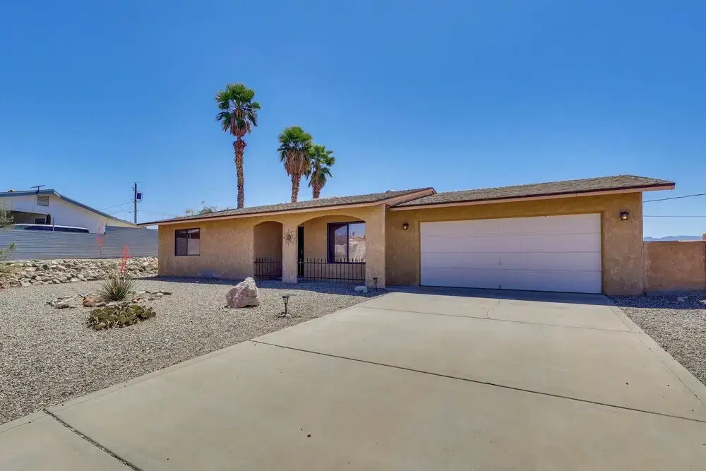 1 Mi to Boat Launch: Lake Havasu City Home w/ View