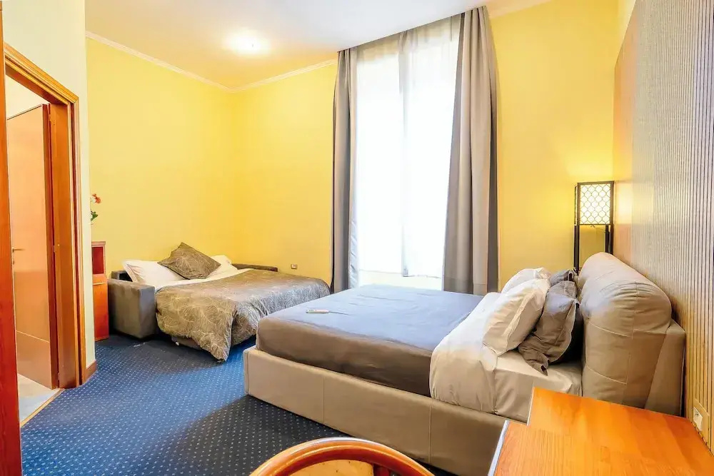 Hotel photo 2