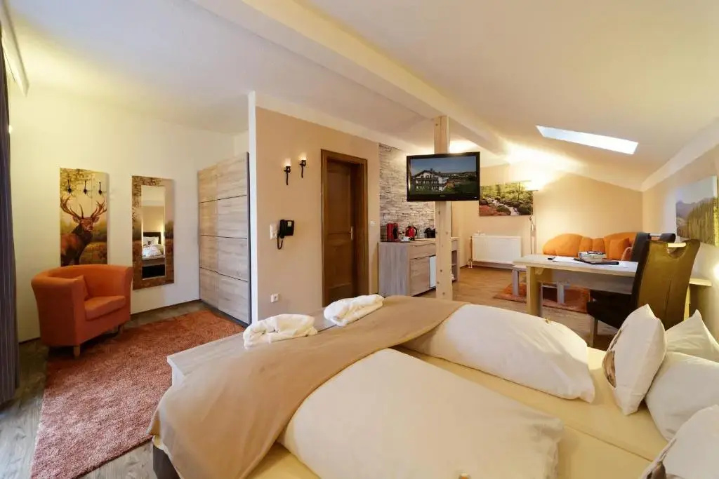 Zur neuen Post Landhotel - Chambres