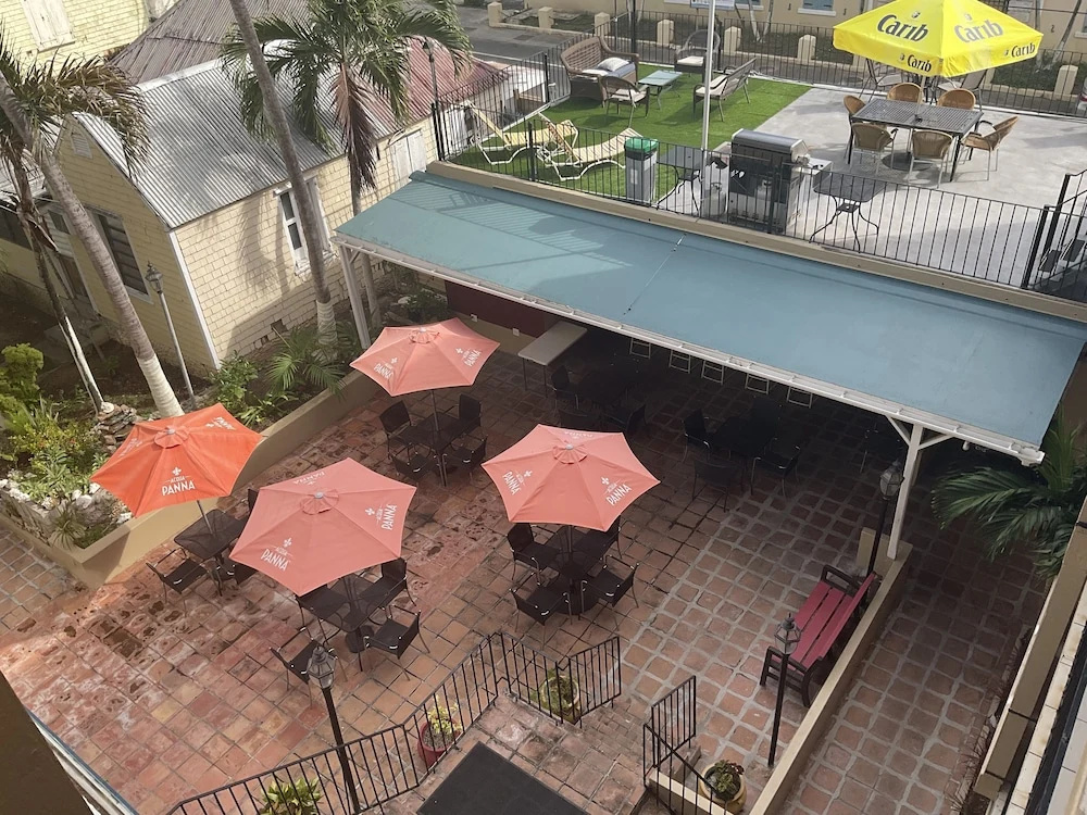 The Frederiksted Hotel - Chambres
