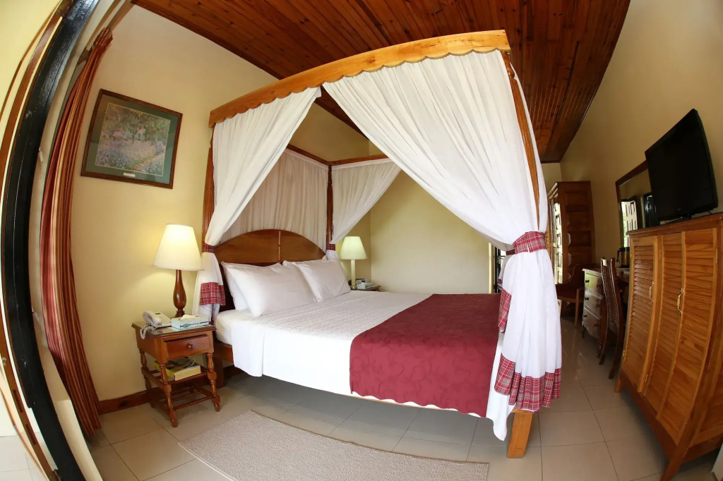 Charela Inn Hotel - Général