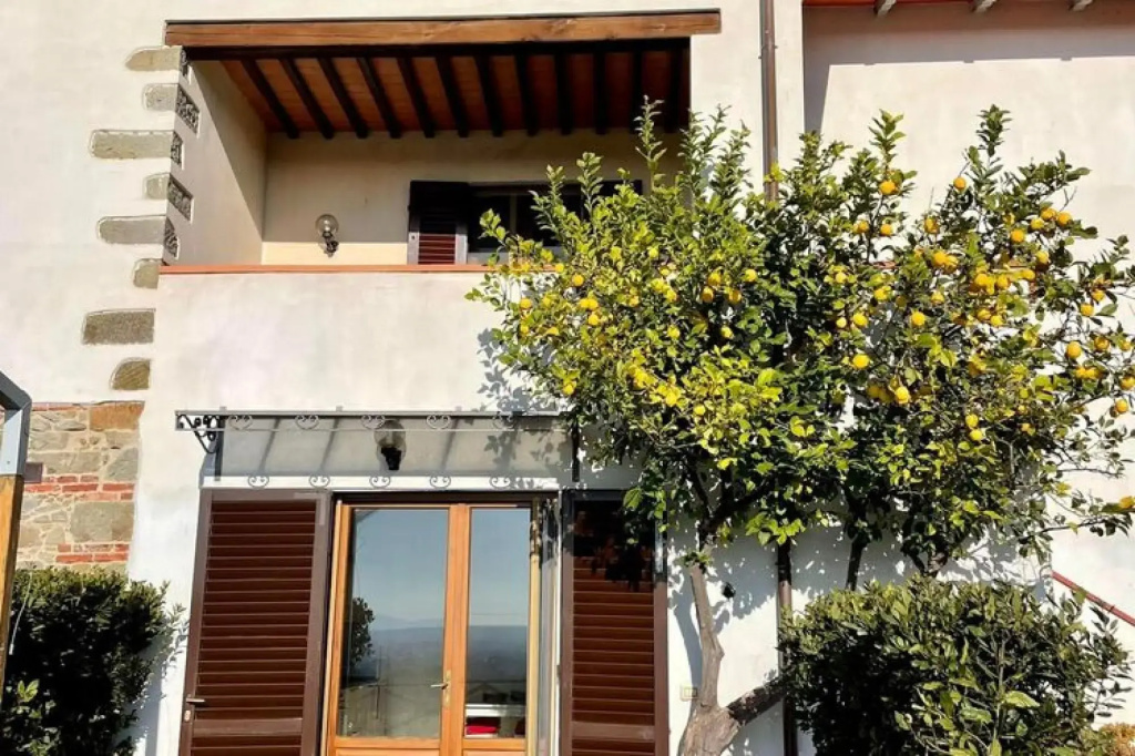 Scenic holiday home in Larciano with shared pool