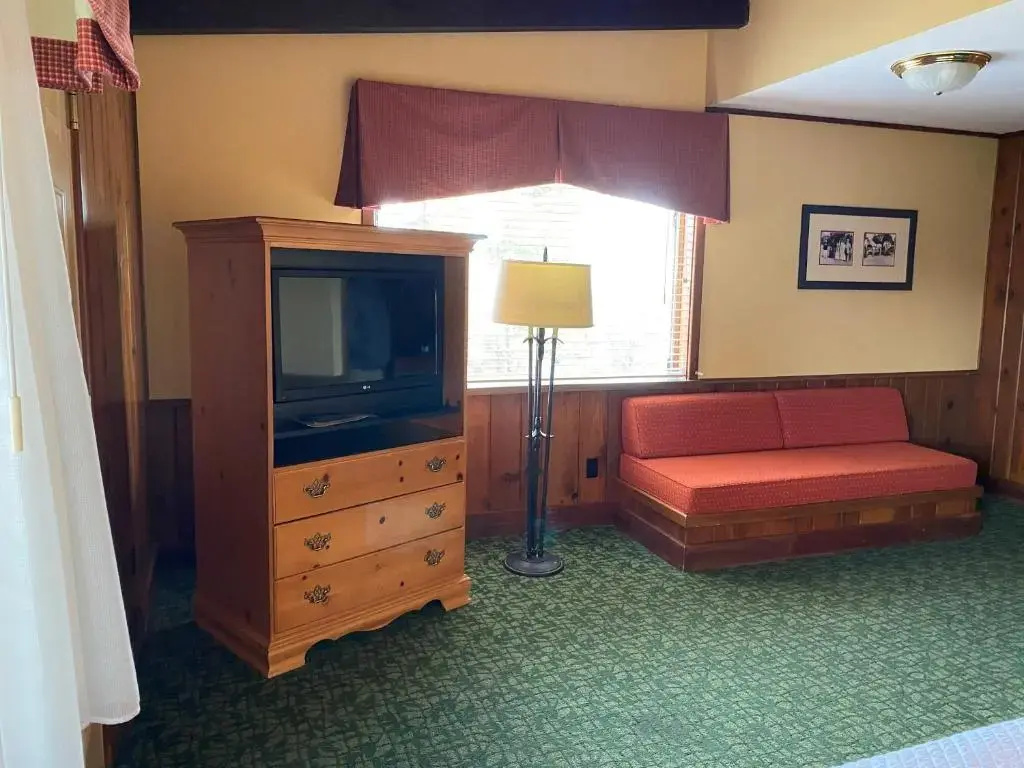 Economy room