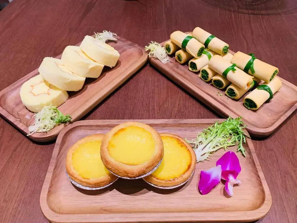 Food & Beverage