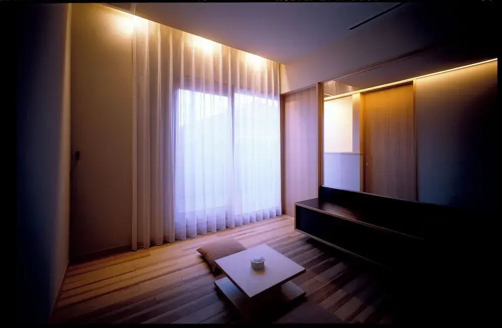 image url