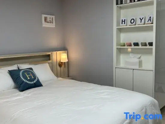 Deluxe Double room (full double bed)