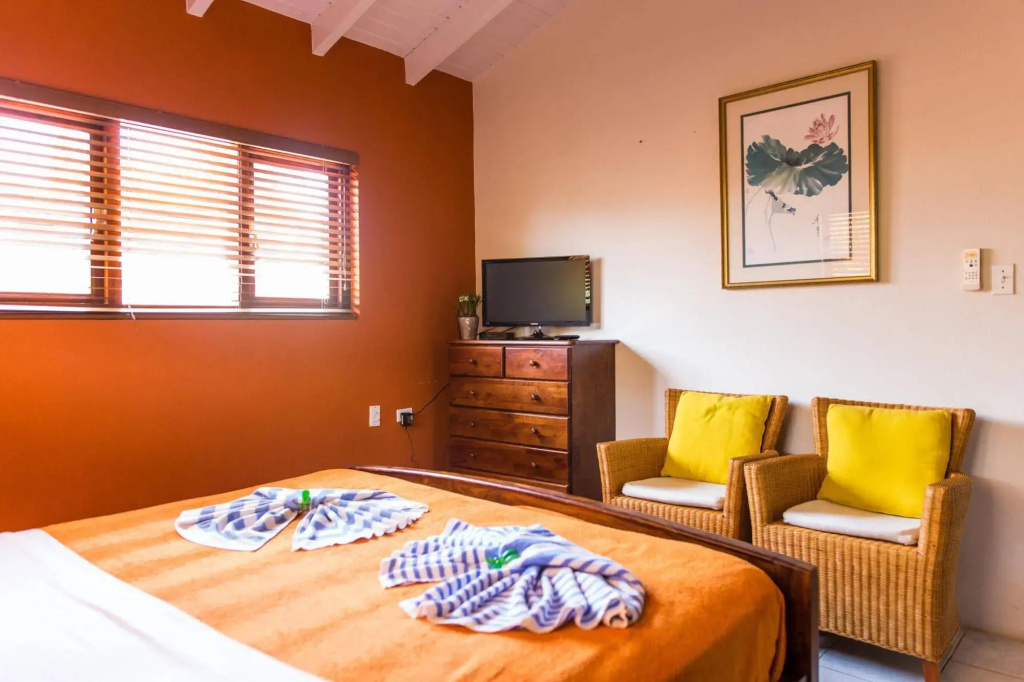 Cariñas Studio Apartments