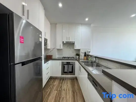 Superb 2BR Apt (Parking)/DarlingHarbour-10min walk
